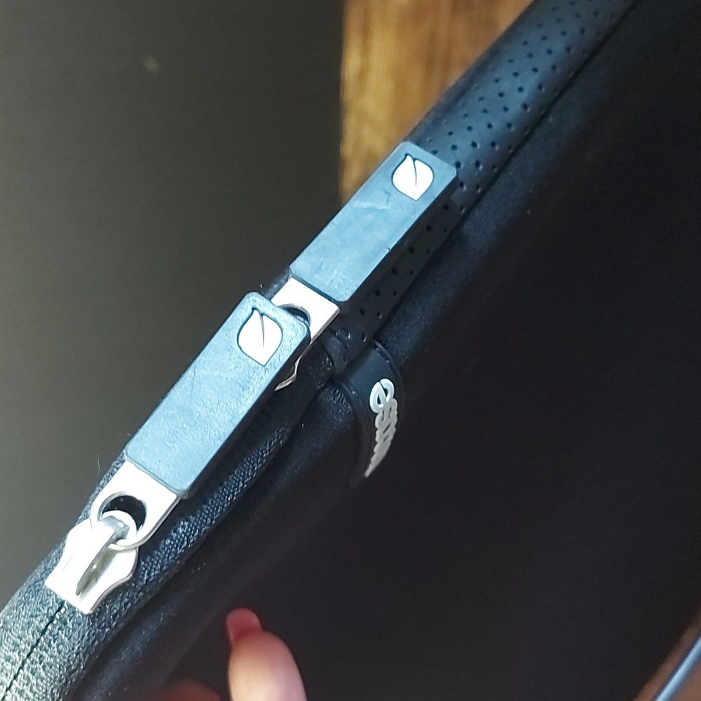 Incase tablet/notebook Sleeve - Picture 6 of 7